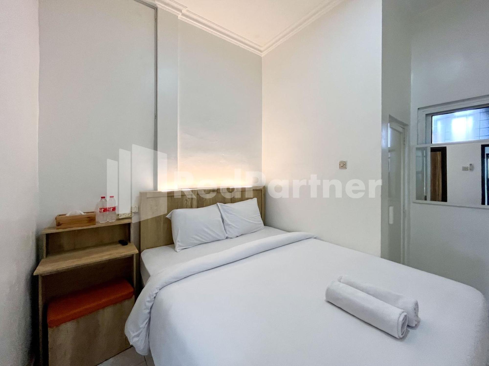 D Palma Near Lokananta Manahan Mitra Reddoorz Surakarta  Екстер'єр фото